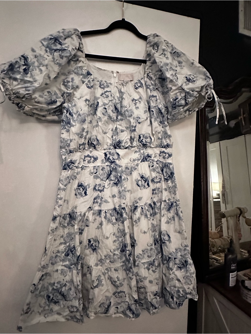 Rachel Parcell White and Blue Floral Puff Sleeve Dress